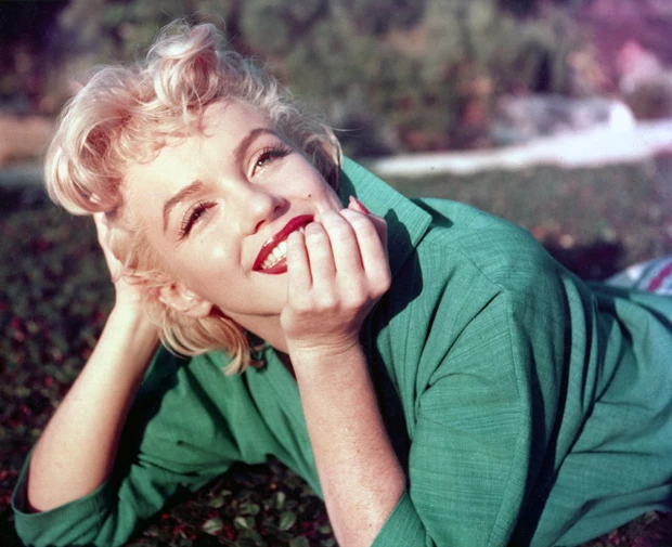 Όταν η Marilyn Monroe συνάντησε τη βασίλισσα Ελισάβετ στο Λονδίνο
