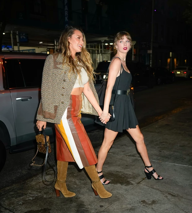 Blake Lively | Θα είναι καλεσμένη στον γάμο της Taylor Swift και του Τravis Kelce;