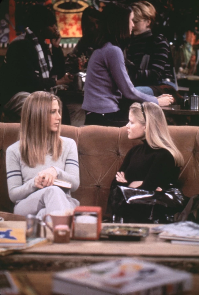Η φιλία της Reese Witherspoon με τη Jennifer Aniston ξεκίνησε στο πλατό των Friends