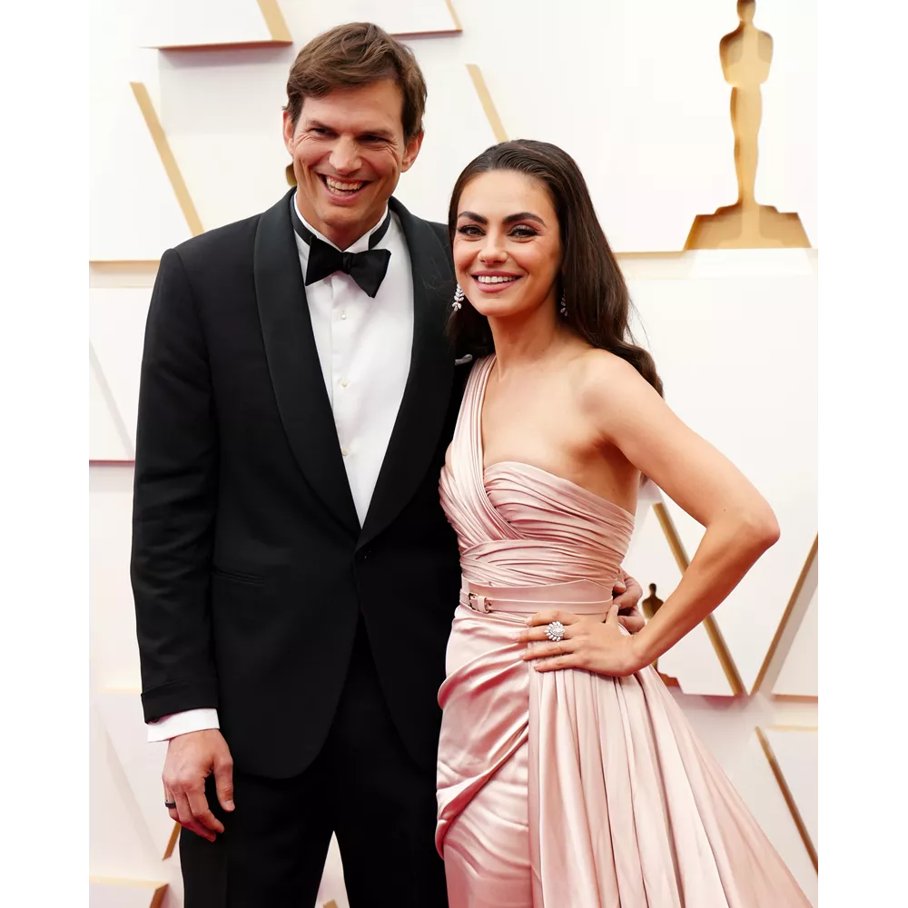 Mila Kunis - Ashton Kutcher