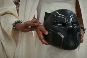 Η νέα φωτογραφία του Johnny Depp στον ρόλο του Λουδοβίκου ΙΕ'