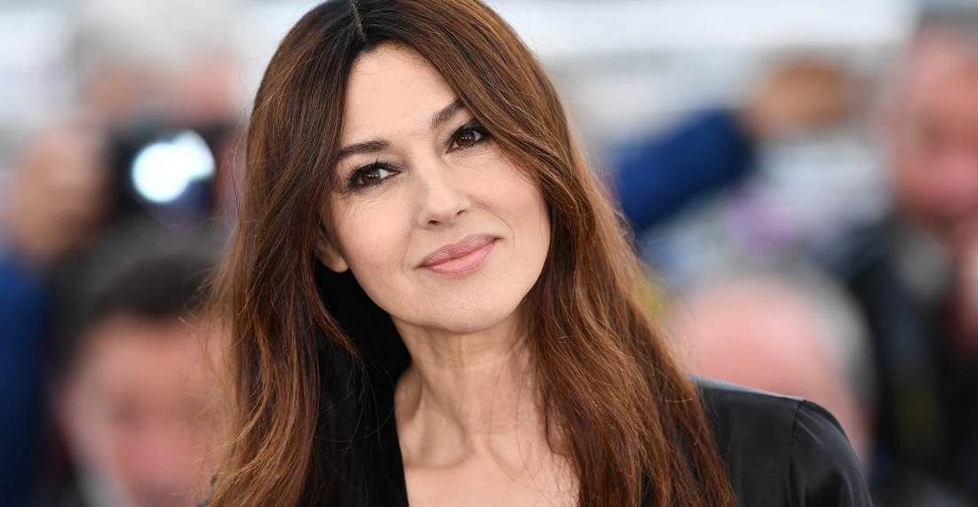 Η Sarah Jessica Parker βρήκε την πούδρα που φωτίζει όσο καμία άλλη τους μαύρους κύκλους