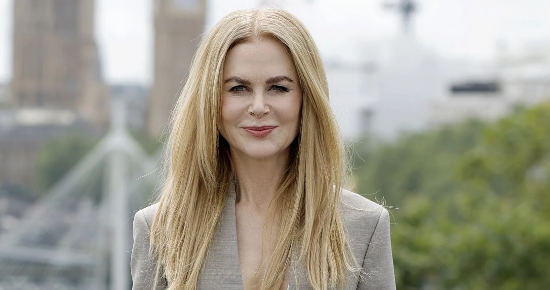 Το μυστικό της Anne Hathaway για πιο ζουμερά χείλη που έγινε viral