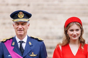 H επόμενη βασίλισσα Ελισάβετ | Τα εντυπωσιακά νέα πορτρέτα της 21χρονης πριγκίπισσας του Βελγίου