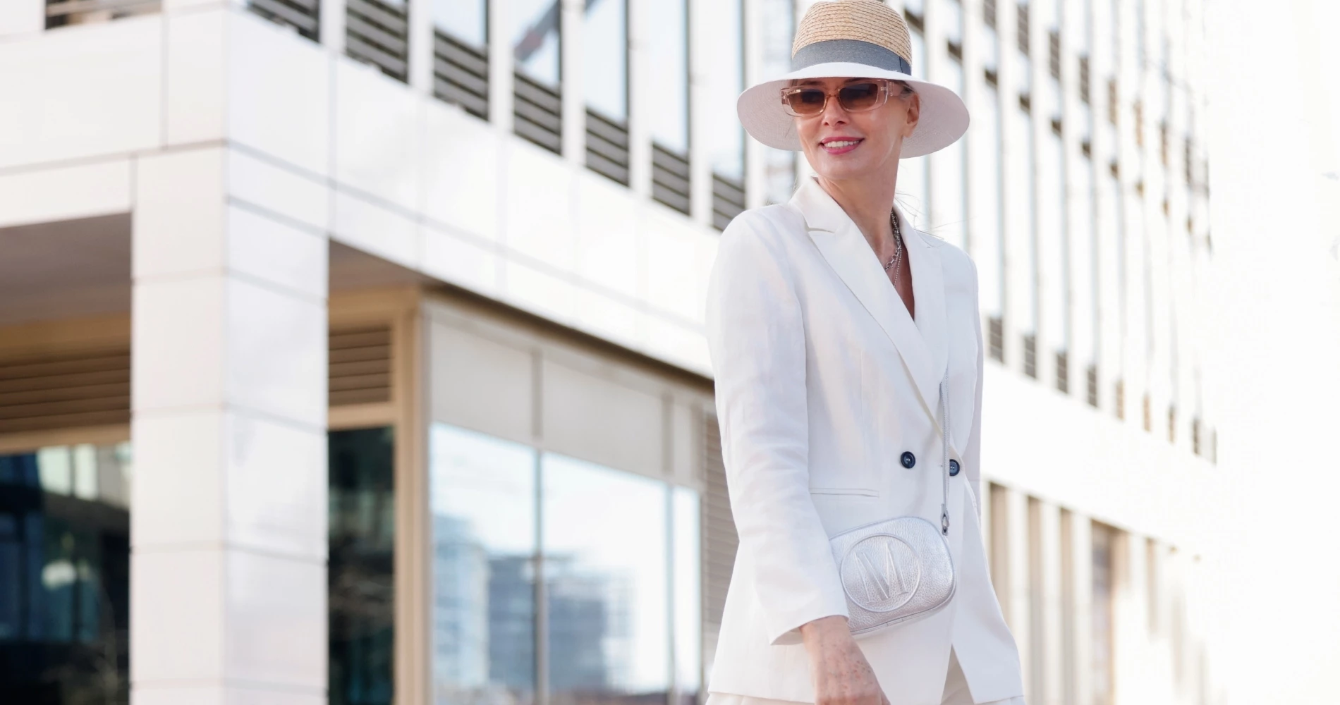 Μπήκε ο Ιούνιος | Τα καλύτερα looks για γυναίκες άνω των 50