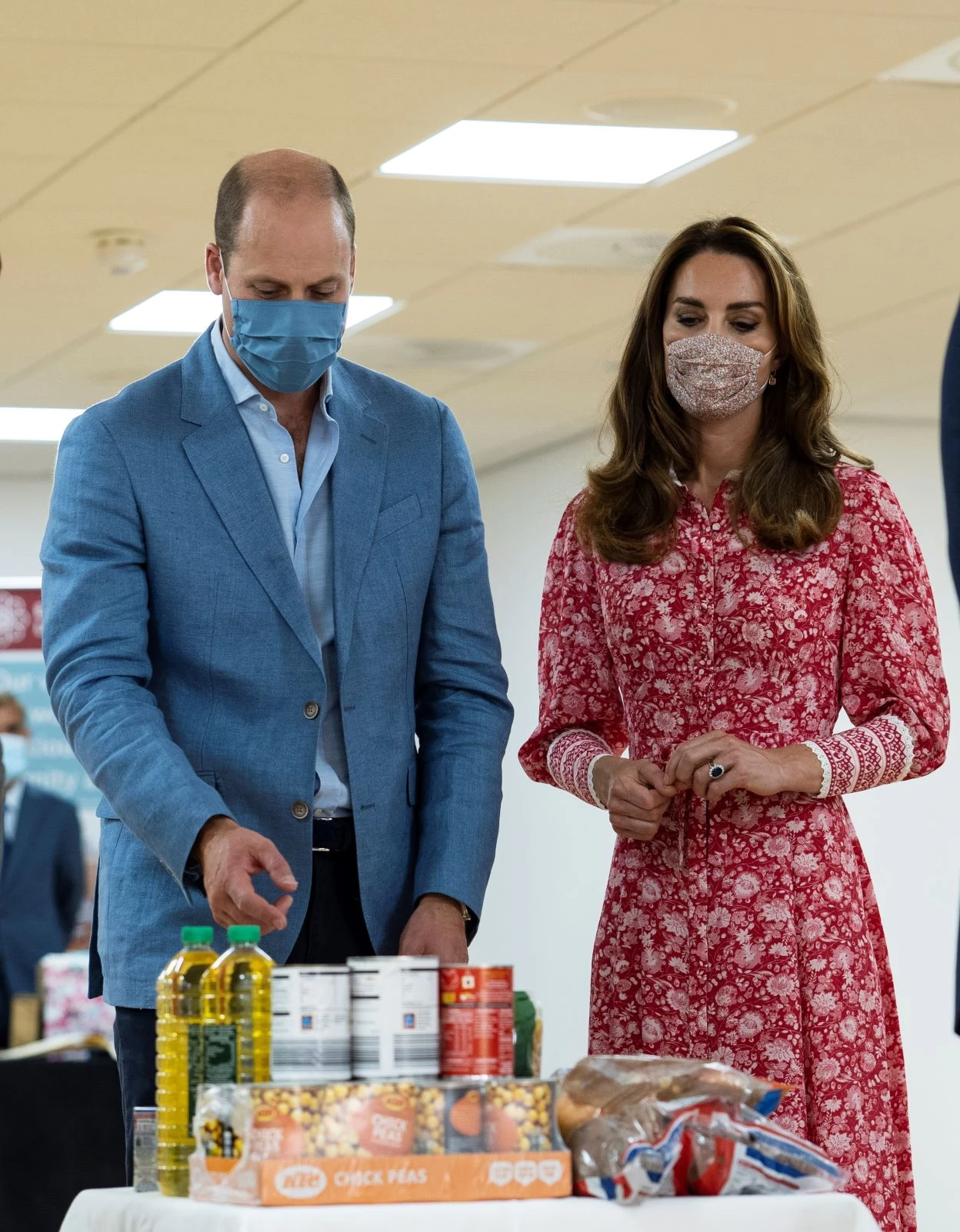 Η Dolly Parton δωρίζει $1.000.000 για να βοηθήσει στη χρηματοδότηση ενός εμβολίου κατά του Covid-19