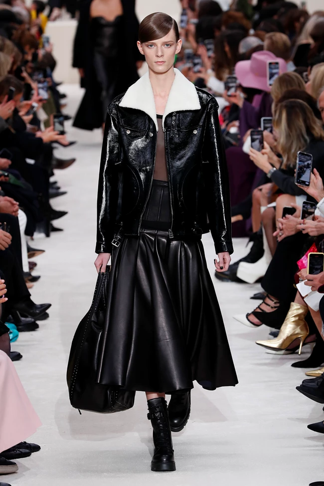 Shearling | Τα 5 κομμάτια που δεν πρέπει να λείπουν από τη ντουλάπα σας