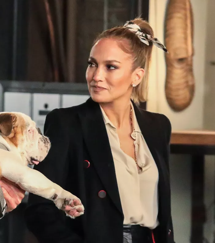 Μεταξωτό μαντήλι