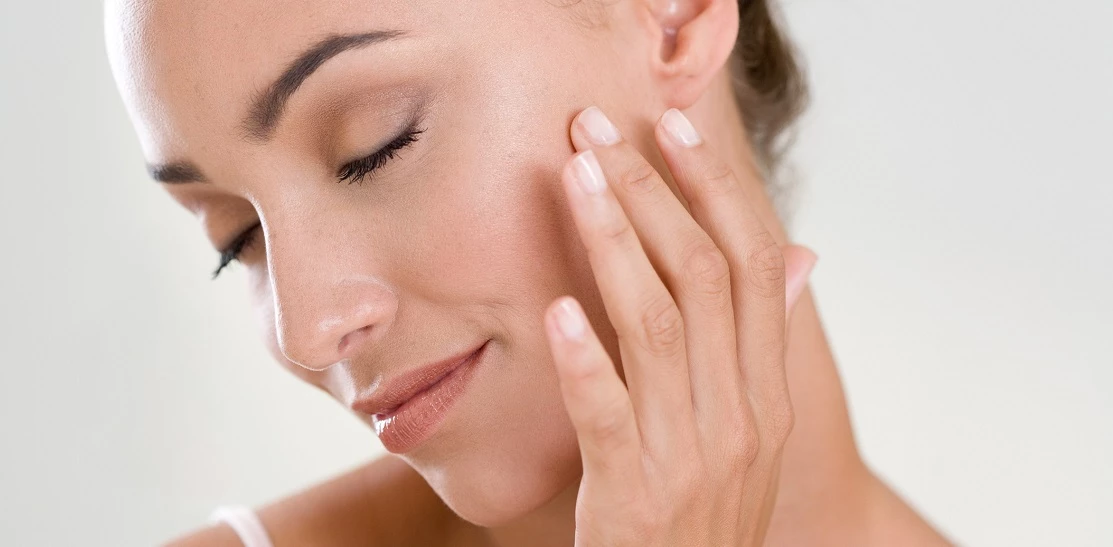 Τι συμβαίνει στην επιδερμίδα ύστερα από μία εβδομάδα χωρίς μακιγιάζ;