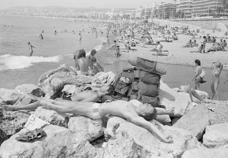 Ένα σπάνιο βιβλίο μαγειρικής του Andy Warhol σε δημοπρασία στο Bonhams