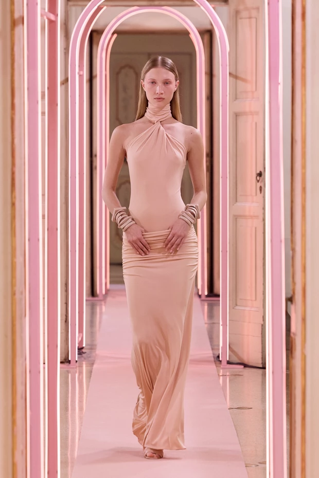 Elisabetta Franchi Άνοιξη–Καλοκαίρι 2026