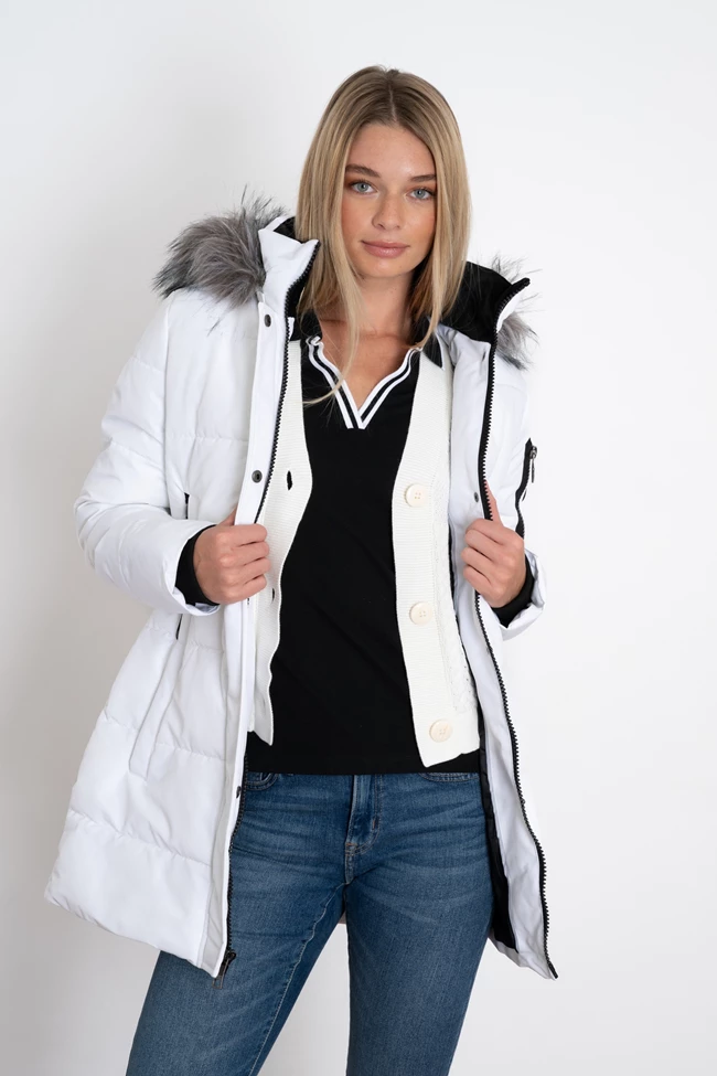 Το μπουφάν με το οποίο θα δημιουργήσετε stylish εμφανίσεις τον χειμώνα