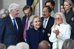 Kai Trump | Η αγαπημένη εγγονή του προέδρου των ΗΠΑ μας βάζει στα παρασκήνια της ορκωμοσίας