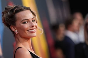 Gwyneth Paltrow | Τα Rosewater Nails της είναι η απόλυτη quiet luxury πρόταση κάθε κομψής γυναίκας