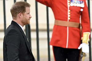 Βασιλιάς Κάρολος | Ο ιδιαίτερος τρόπος που ευχήθηκε "Χρόνια Πολλά" στον πρίγκιπα Archie ανήμερα της στέψης του