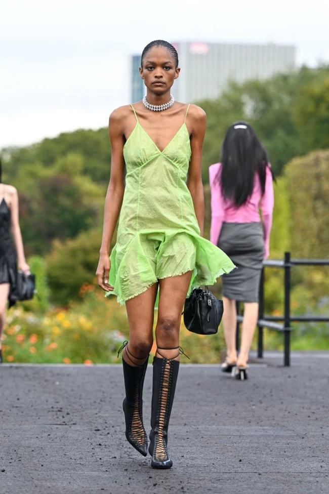 Givenchy SS'23