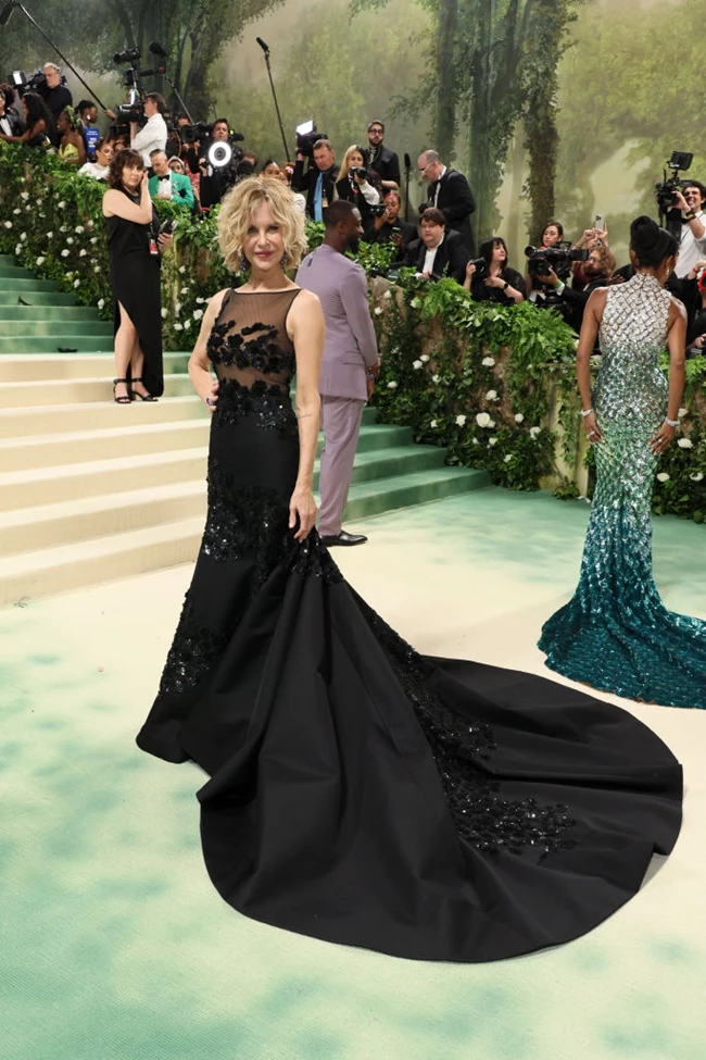 Meg Ryan | Η επιστροφή στο Met Gala μετά από δύο δεκαετίες