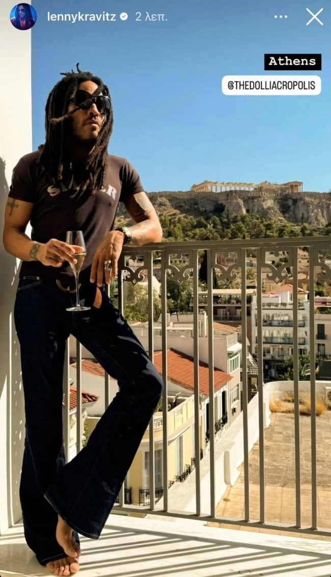 Lenny Kravitz| M' ένα ποτήρι σαμπάνια και θέα την Ακρόπολη, πριν "ροκάρει" την Αθήνα με τη συναυλία του