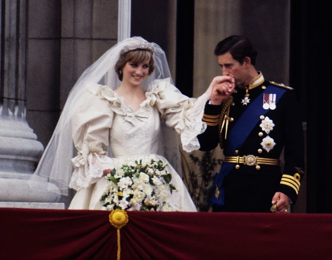 Πριγκίπισσα Diana | Η πριγκίπισσα Charlotte και όχι η Lilibet Diana θα κληρονομήσει το πιο iconic κομμάτι της γκαρνταρόμπας της