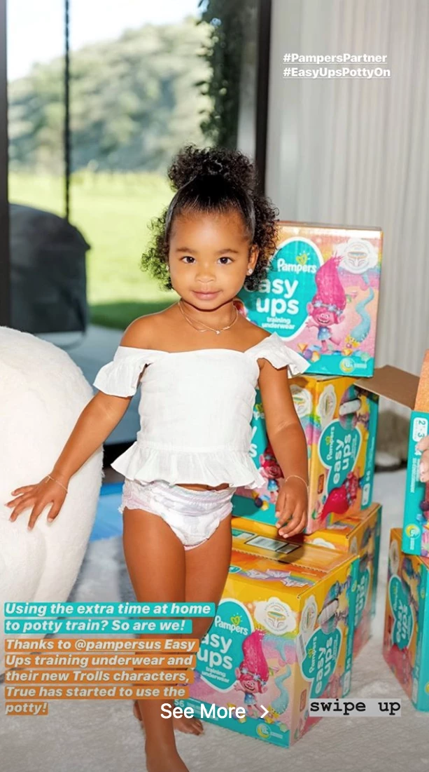 H Khloé Kardashian μοιράστηκε αξιολάτρευτες φωτογραφίες της κόρης της