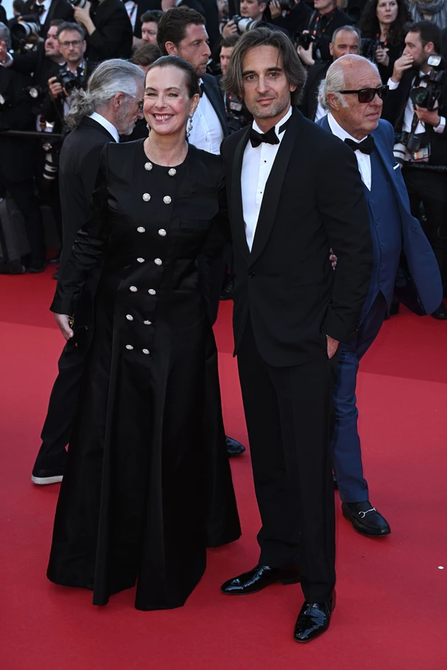 Dimitri Rassam | Στην πρεμιέρα του Megalopolis μαζί με τη μητέρα του, Carole Bouquet