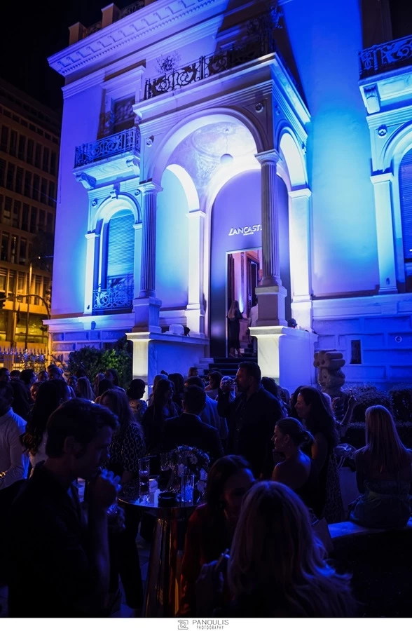 Τα νέα προϊόντα που προσφέρουν απόλυτη ανόρθωση και σύσφιγξη