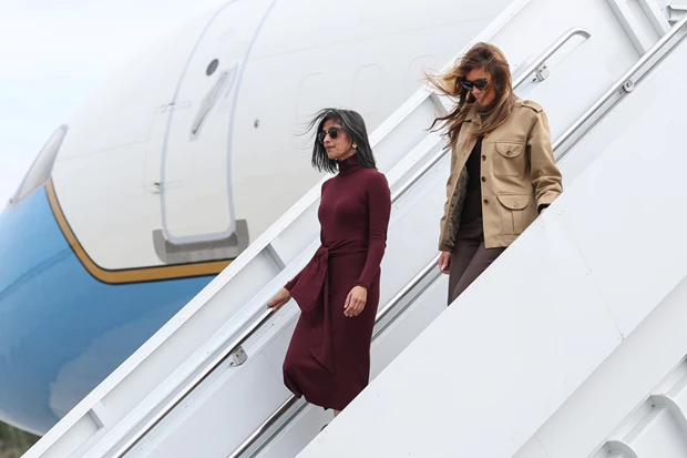 H Usha Vance χωρίς τη βέρα της | Φήμες χωρισμού για τον αντιπρόεδρο των Η.Π.Α, JD Vance, και τη σύζυγό του