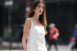 Summer Skincare | Τα ενεργά συστατικά που πρέπει να "βάλετε σε παύση" τώρα το καλοκαίρι