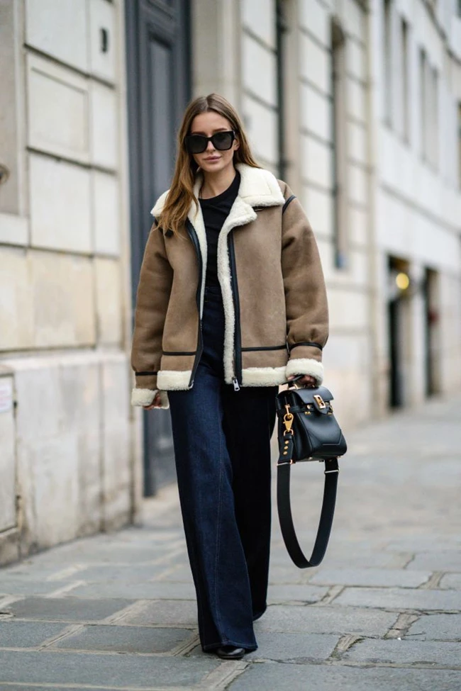 Wide leg jeans