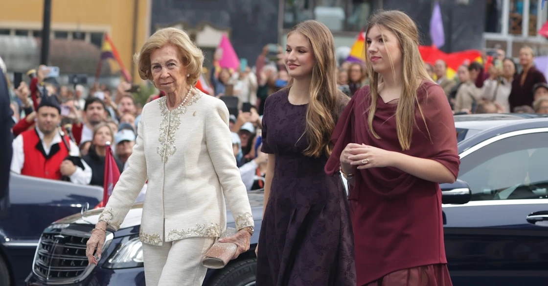 Η αναπάντεχη κίνηση της βασίλισσας Σοφίας στη Letizia κατά τη διάρκεια της απονομής του Τάγματος του Χρυσόμαλλου Δέρατος