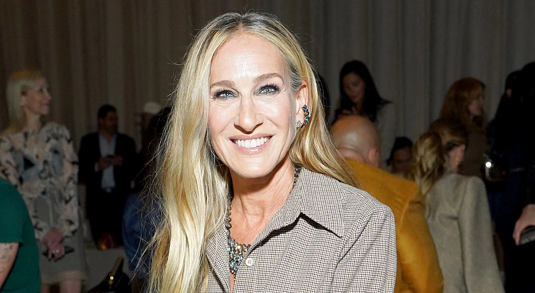 Το κραγιόν που θα αντικαταστήσει το κλασικό κόκκινο την επόμενη χρονιά