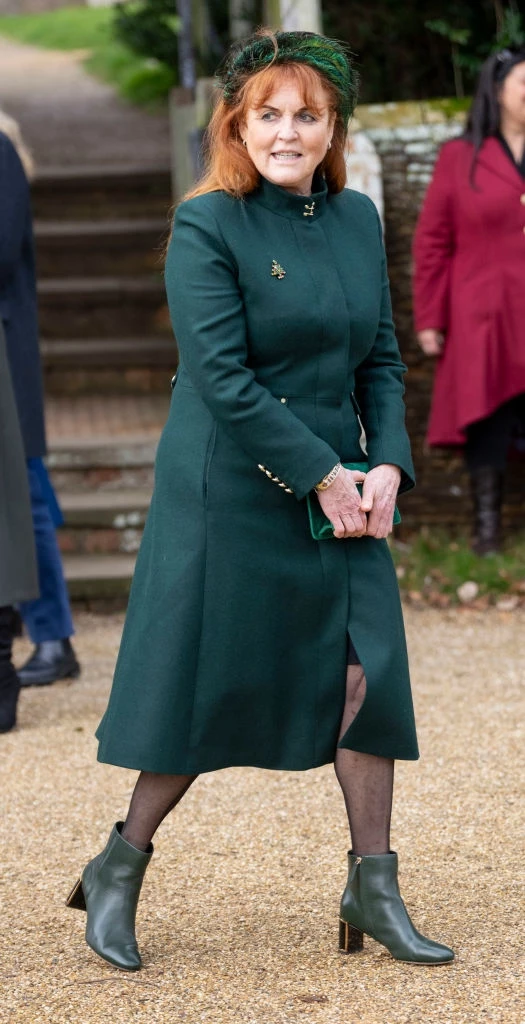 Sarah Ferguson | Η εμφάνισή της ανήμερα των Χριστουγέννων έγραψε Royal ιστορία