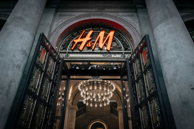 H&M