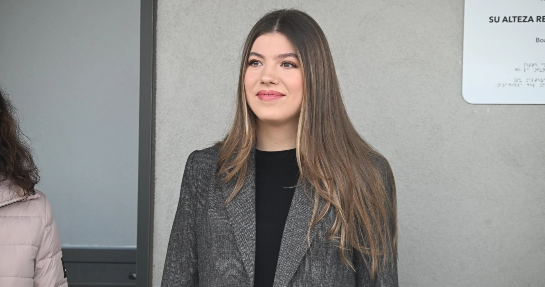 Infanta Sofia | Διάλεξε το timeless blazer που αναβαθμίζει κάθε σύνολο