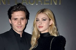 Brooklyn Beckham | Η βέρα στο χέρι του που πυροδότησε φήμες ότι παντρεύτηκε κρυφά