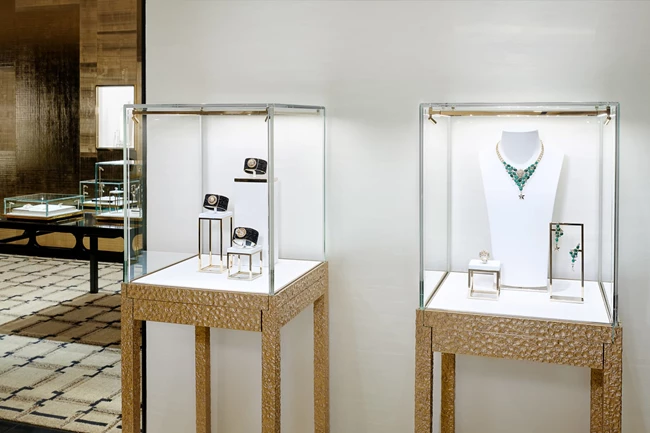 H εμβληματική μπουτίκ της Chanel στo n°18 της Place Vendôme