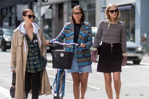 Τα faux pas που δεν θα έκανε με τις τάσεις της μόδας μία γυναίκα που γνωρίζει το στιλ της