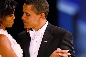 Barack Obama | Μοιράστηκε μία αδημοσίευτη οικογενειακή φωτογραφία για τον Άγιο Βαλεντίνο