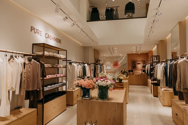 Η Falconeri εγκαινίασε το νέο της κατάστημα στη Γλυφάδα