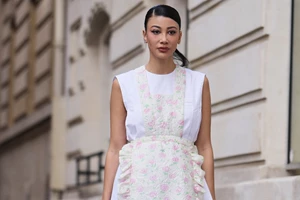 Η λίστα των "ανεπιθύμητων" | Τα συστατικά που πρέπει να αποφεύγετε αν έχετε σκούρες κηλίδες και πανάδες