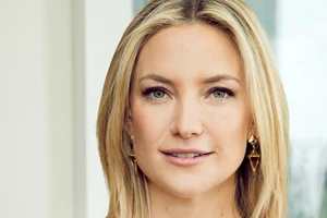 Kate Hudson | Φωτογραφίζει την κόρη της σε μια υπέροχη ελληνική παραλία