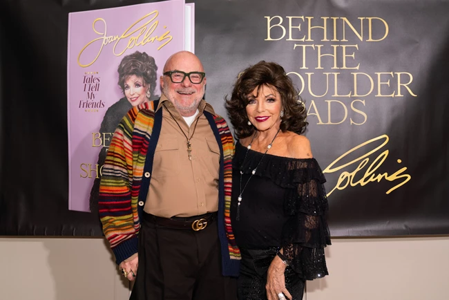 Joan Collins βιβλίο