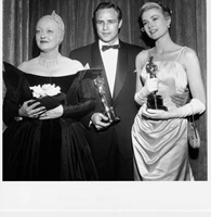 Oscars 2025 | Όλες οι εμφανίσεις από το κόκκινο χαλί