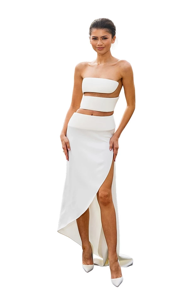 H Zendaya με δημιουργία Alaïa.