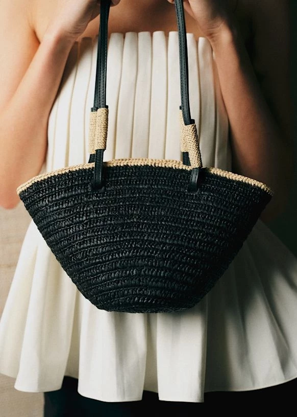 Βlack raffia bag, Sézane.