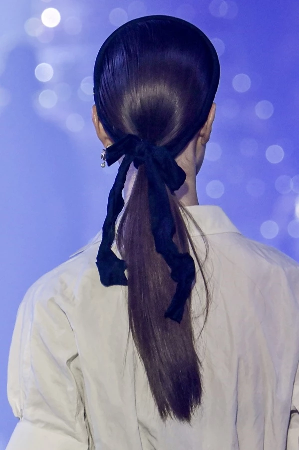 αξεσουάρ μαλλιών