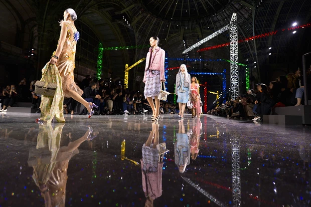 Παρίσι | Οι celebrities στο front row της επίδειξης μόδας Chanel Φθινόπωρο/Χειμώνας 2026-2027