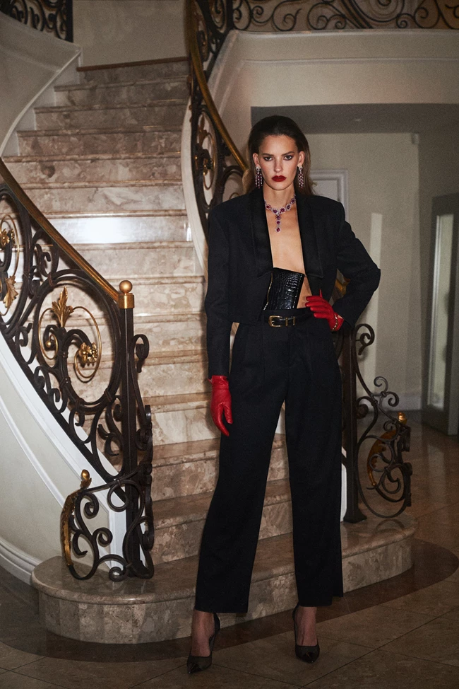 Bazaar Greece - Amanda Murphy