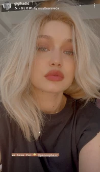 Gigi Hadid | Η φωτογραφία με πλατινέ μαλλιά από τον Πάνο Παπανδριανό
