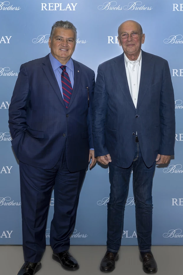 0245  BROOKS BROTHERS και REPLAY